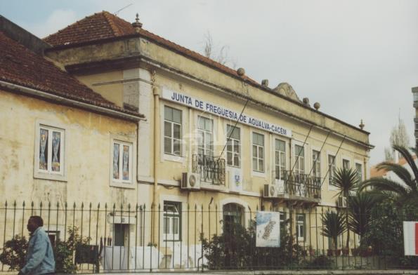 Externato Afonso de albuquerque no edificio antigo da Junta de Freguesia do Cacém